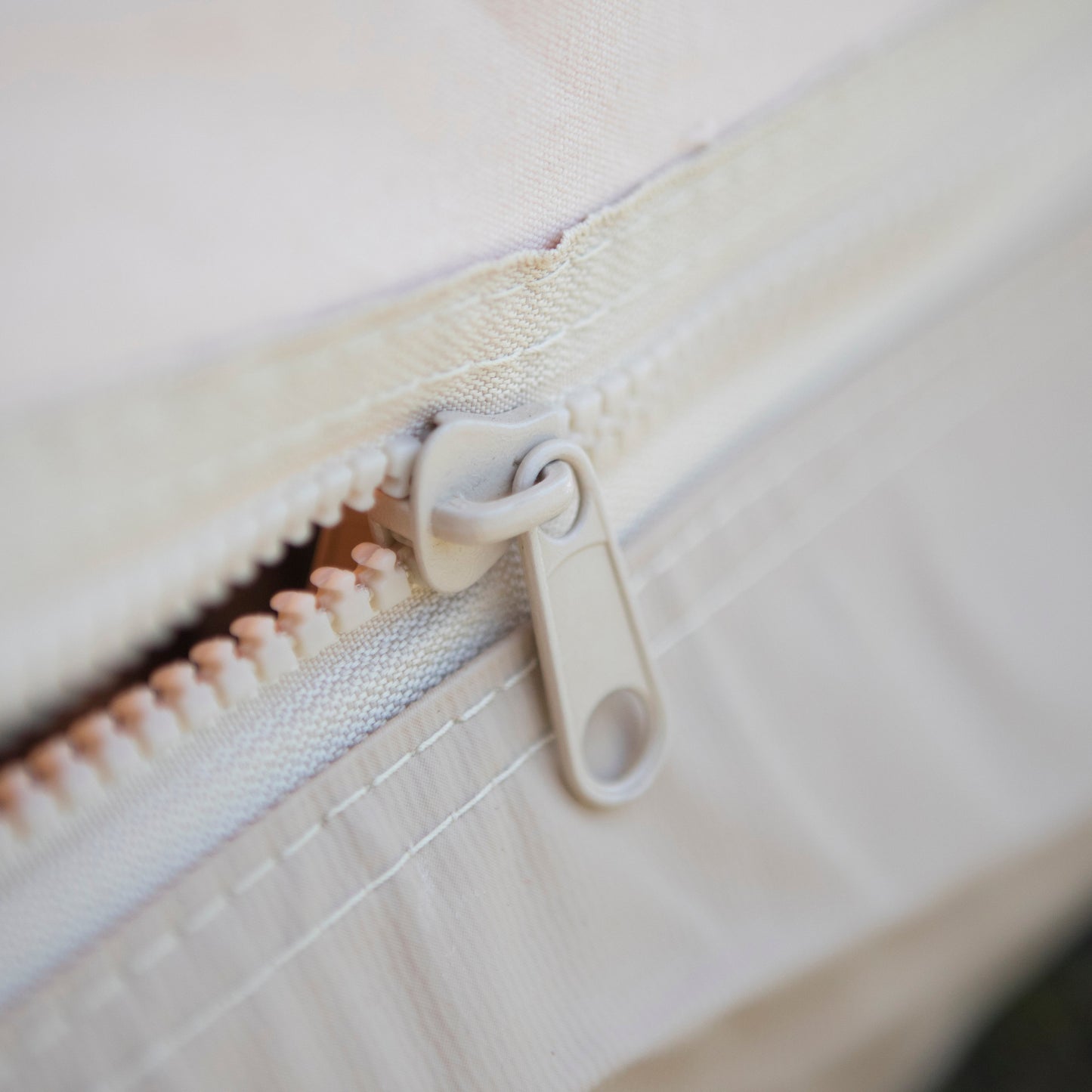 Bell_Tent_Groundsheet_Zipper