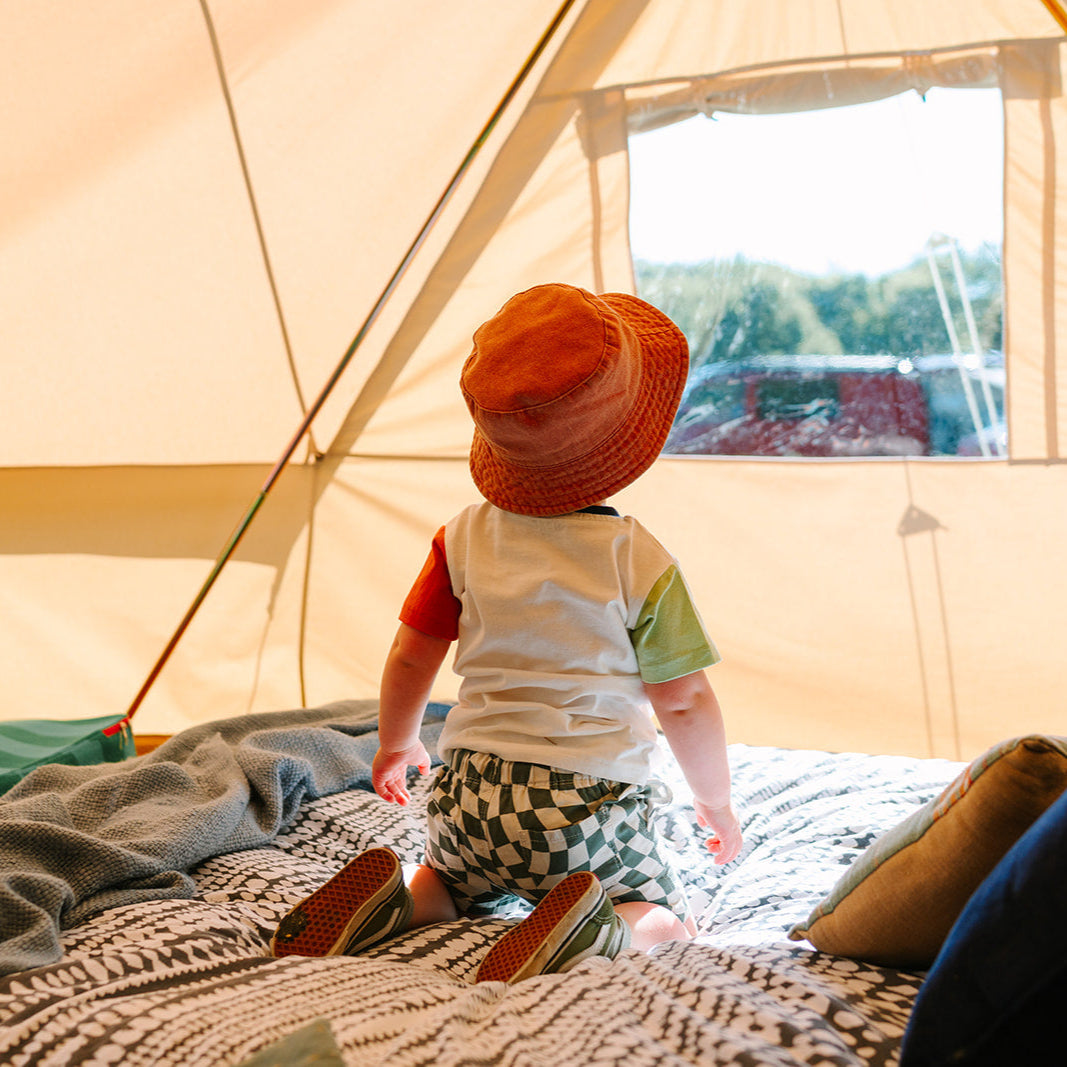 The_Bell_Tent_Shop_Ultimate_Emperor_Tent_Window_Lookout