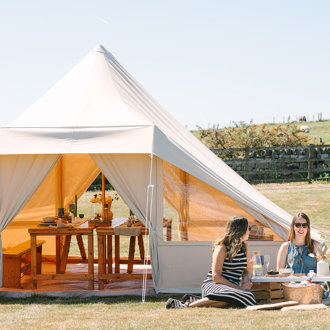 The_Bell_Tent_Shop_Ultimate_Touareg_Tent_Picnic_Outside_With_Friends